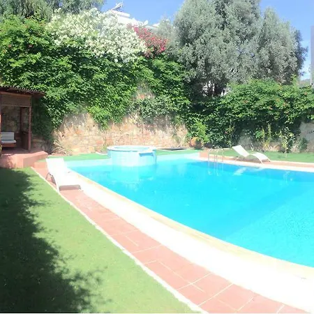 Evoteli Group Torba 4+1 Private Pool